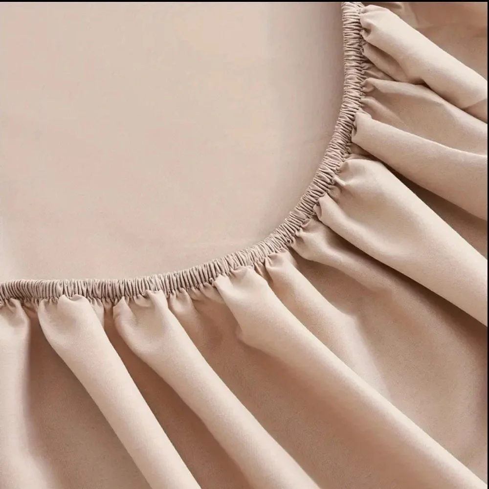 Beautiful Ivory Tan Bedding Set
